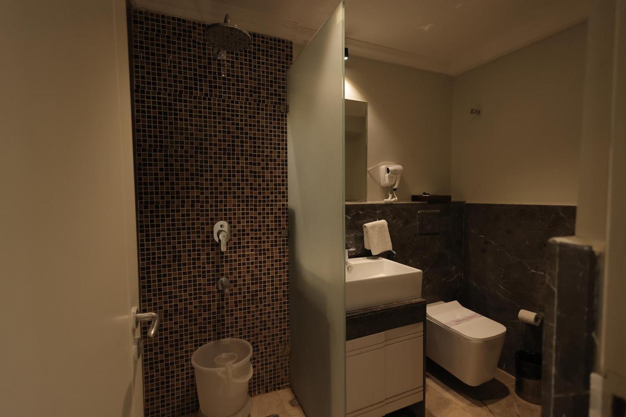 Phoenix - Unmatched Comfort Udaipur Exterior photo